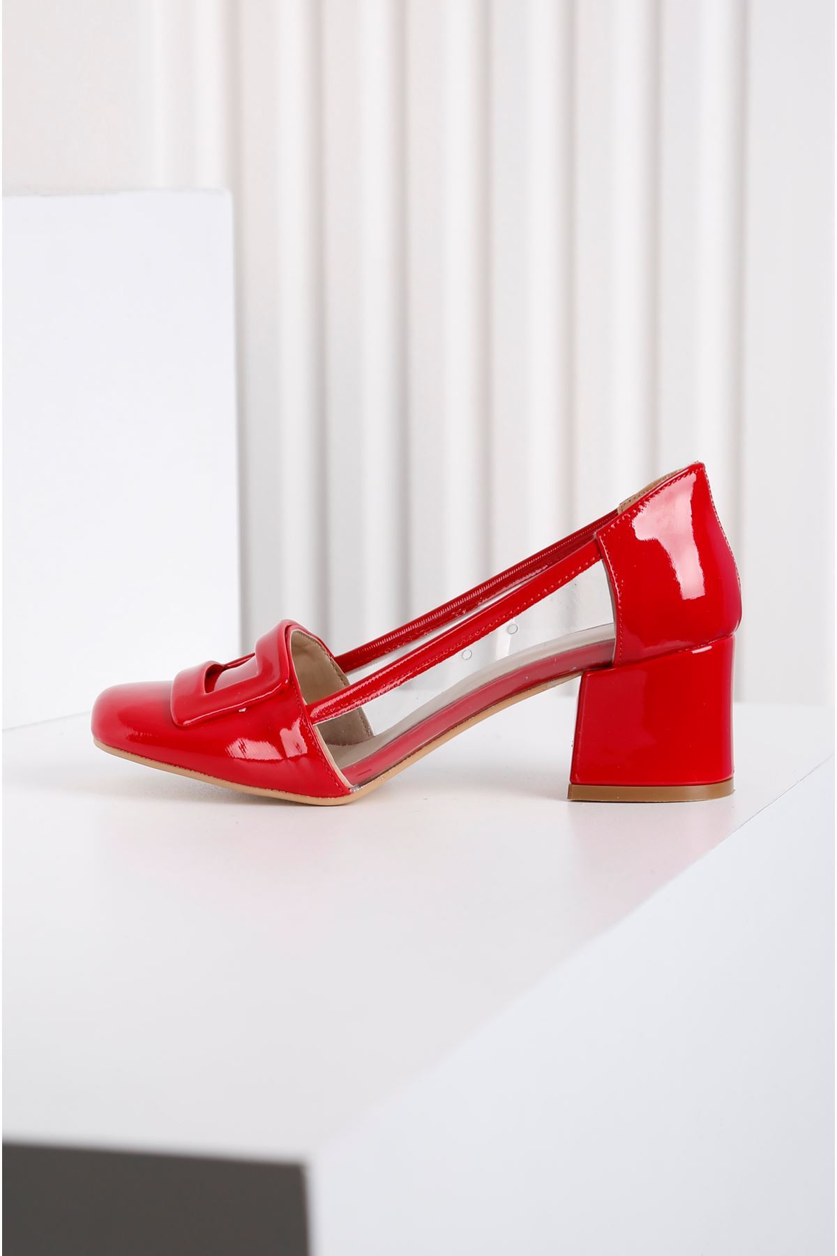 Barbie Topuklu Kırmızı Şefaf Ayakkabı