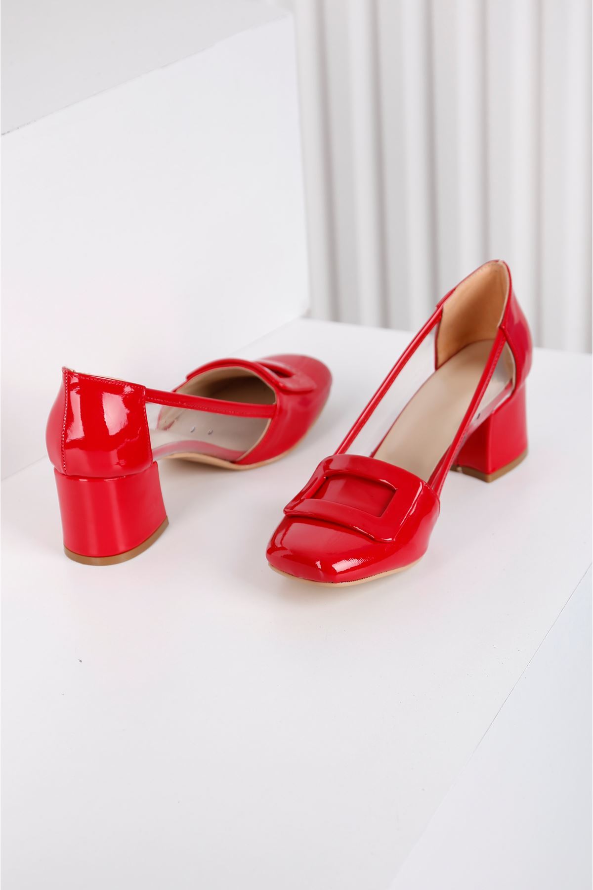 Barbie Topuklu Kırmızı Şefaf Ayakkabı