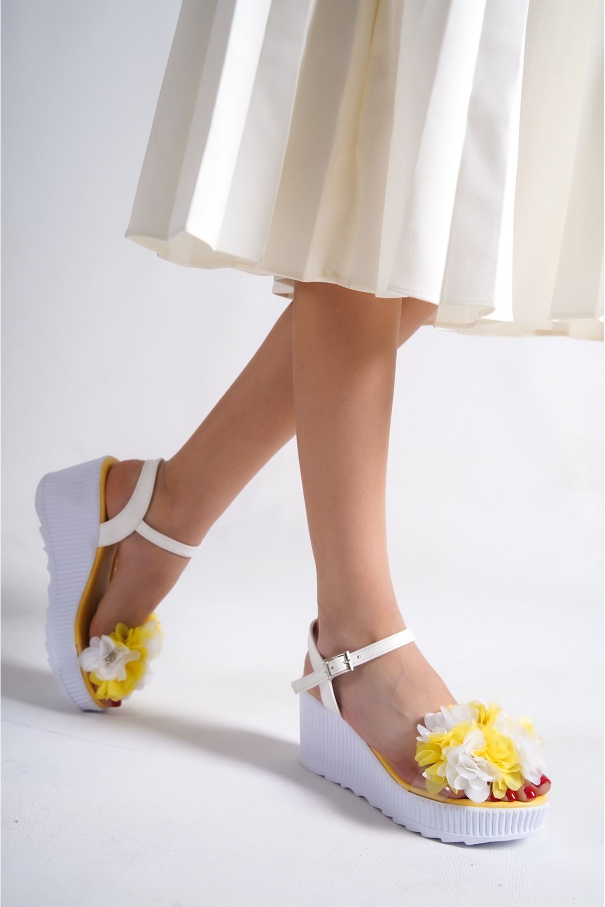 ESİLA-S Sarı Çiçekli Kadın Platform Ayakkabı